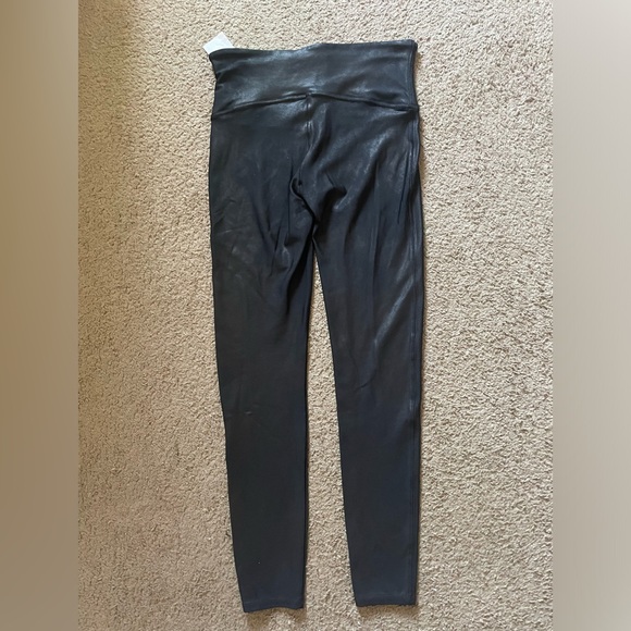 Spanx Faux Leather Leggings Pants - Picture 9 of 12